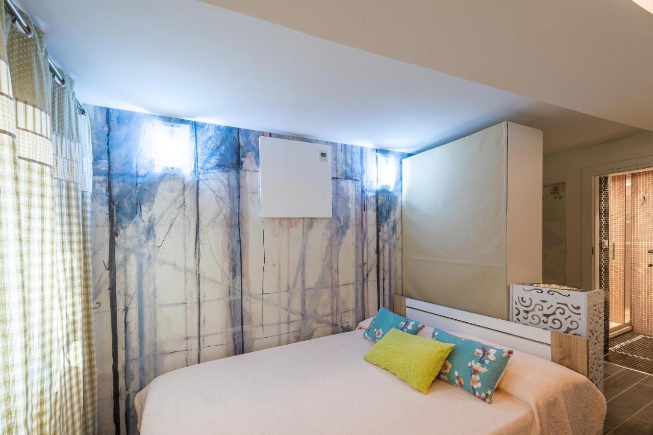 Ln Luxe Apartment Venice Canal View Exteriér fotografie
